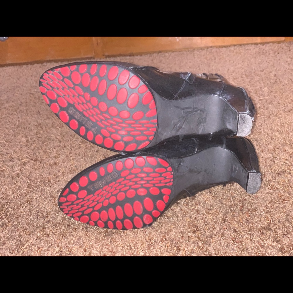 Gorgeous! Heeled Boots!